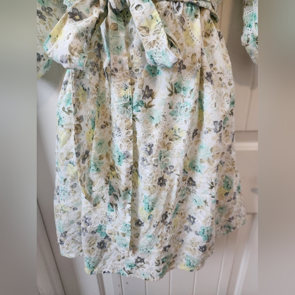 MINKPINK Irwin Floral Mini Dress Out of stock : Brand: MinkPink Size M Like New - Picture 6 of 15